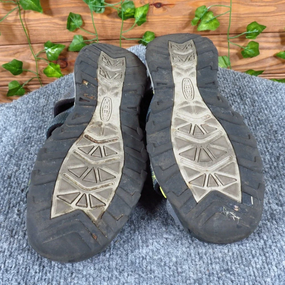 KEEN‎ Newport Neo H2 Kids Size 5 Gray Green Sport Sandals Water Trail